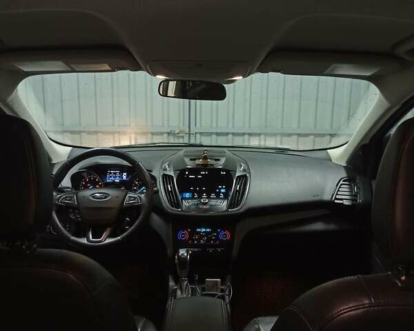 Серый Форд Эскейп, объемом двигателя 1.5 л и пробегом 182 тыс. км за 13800 $, фото 8 на Automoto.ua