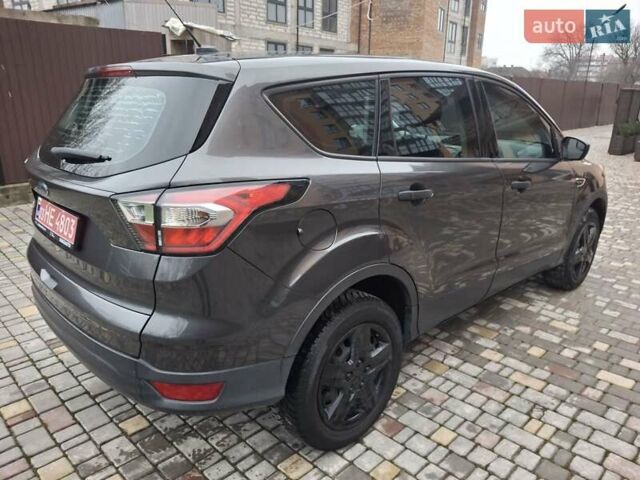 Серый Форд Эскейп, объемом двигателя 2.5 л и пробегом 237 тыс. км за 12700 $, фото 7 на Automoto.ua