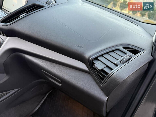 Серый Форд Эскейп, объемом двигателя 1.5 л и пробегом 176 тыс. км за 11999 $, фото 54 на Automoto.ua