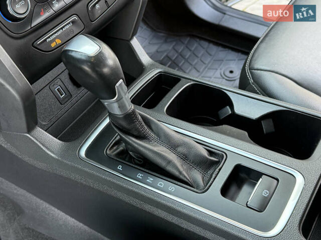 Серый Форд Эскейп, объемом двигателя 1.5 л и пробегом 176 тыс. км за 11999 $, фото 44 на Automoto.ua