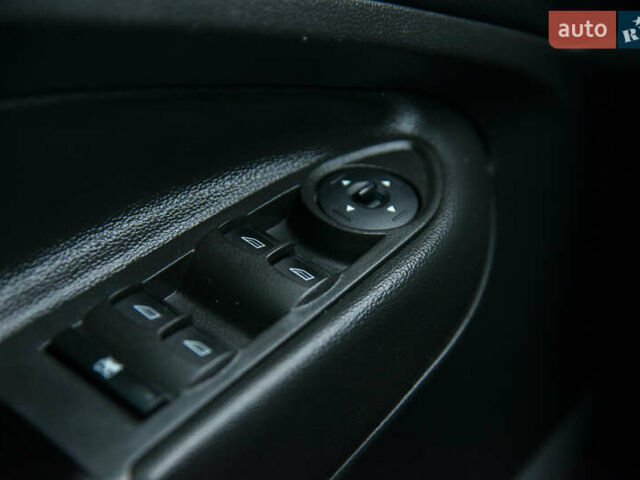 Сірий Форд Ескейп, об'ємом двигуна 2.5 л та пробігом 152 тис. км за 14850 $, фото 26 на Automoto.ua