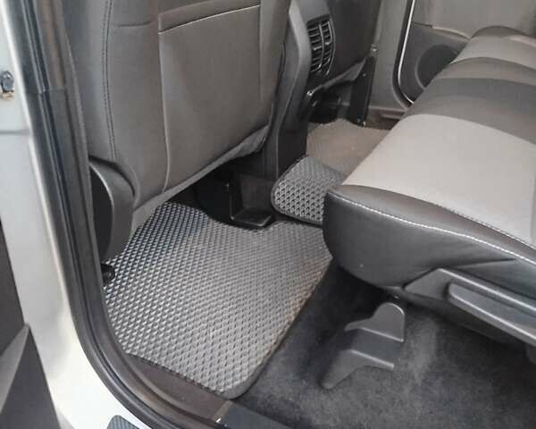 Форд Эскейп 2017 в Немирове на Automoto.ua Серый Форд Эскейп, объемом двигателя 1.5 л и пробегом 118 тыс. км за 14000 $, фото 44 на Automoto.ua