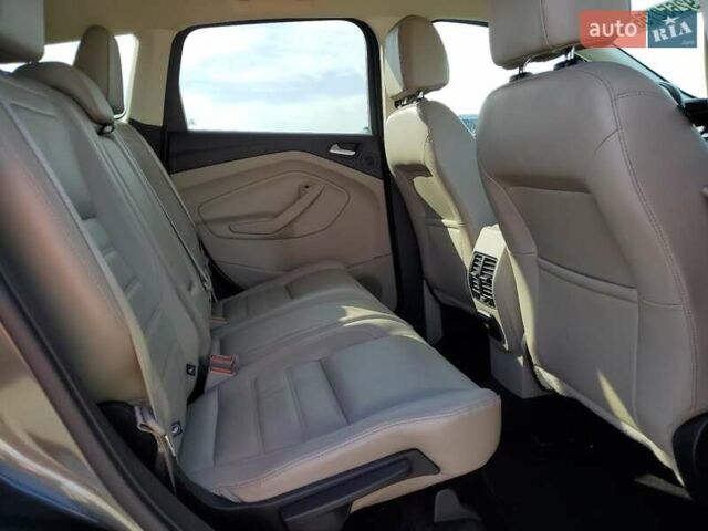 Серый Форд Эскейп, объемом двигателя 2 л и пробегом 115 тыс. км за 1700 $, фото 10 на Automoto.ua