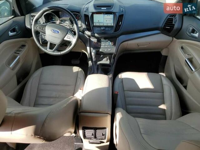 Серый Форд Эскейп, объемом двигателя 2 л и пробегом 115 тыс. км за 1700 $, фото 7 на Automoto.ua