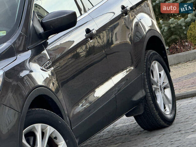 Серый Форд Эскейп, объемом двигателя 1.5 л и пробегом 176 тыс. км за 11999 $, фото 20 на Automoto.ua
