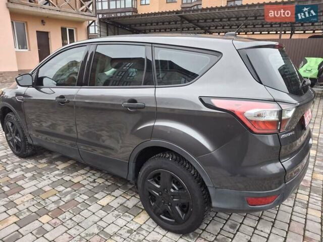 Серый Форд Эскейп, объемом двигателя 2.5 л и пробегом 237 тыс. км за 12700 $, фото 12 на Automoto.ua