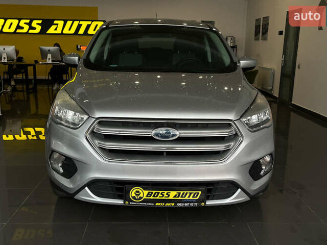 Серый Форд Эскейп, объемом двигателя 1.5 л и пробегом 130 тыс. км за 12650 $, фото 1 на Automoto.ua