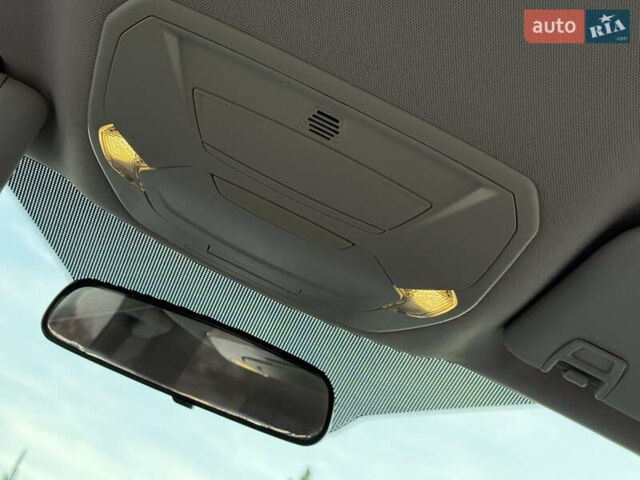 Серый Форд Эскейп, объемом двигателя 1.5 л и пробегом 176 тыс. км за 11999 $, фото 59 на Automoto.ua