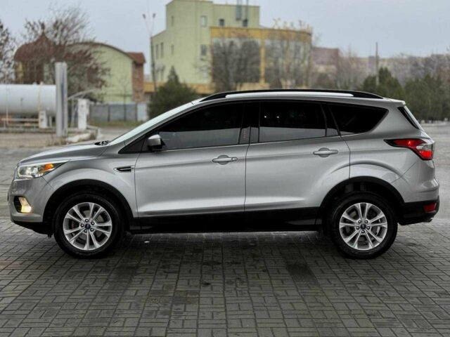 Серый Форд Эскейп, объемом двигателя 1.5 л и пробегом 193 тыс. км за 10999 $, фото 7 на Automoto.ua