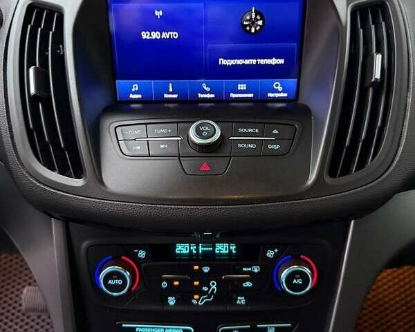 Серый Форд Эскейп, объемом двигателя 1.5 л и пробегом 193 тыс. км за 10999 $, фото 35 на Automoto.ua