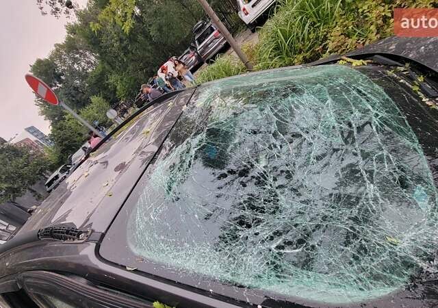 Сірий Форд Ескейп, об'ємом двигуна 1.5 л та пробігом 112 тис. км за 6500 $, фото 1 на Automoto.ua