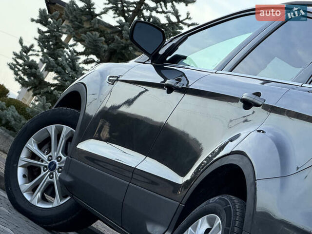 Серый Форд Эскейп, объемом двигателя 1.5 л и пробегом 176 тыс. км за 11999 $, фото 30 на Automoto.ua