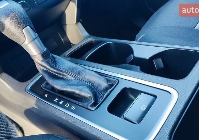 Форд Эскейп 2017 в Кривом Роге на Automoto.ua Серый Форд Эскейп, объемом двигателя 1.5 л и пробегом 81 тыс. км за 12400 $, фото 23 на Automoto.ua