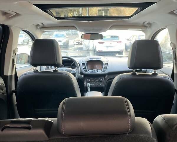 Серый Форд Эскейп, объемом двигателя 1.5 л и пробегом 50 тыс. км за 16700 $, фото 5 на Automoto.ua