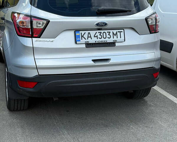 Сірий Форд Ескейп, об'ємом двигуна 2.49 л та пробігом 78 тис. км за 13900 $, фото 8 на Automoto.ua