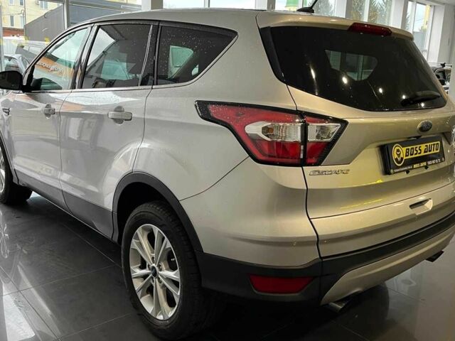 Серый Форд Эскейп, объемом двигателя 1.5 л и пробегом 130 тыс. км за 12650 $, фото 4 на Automoto.ua