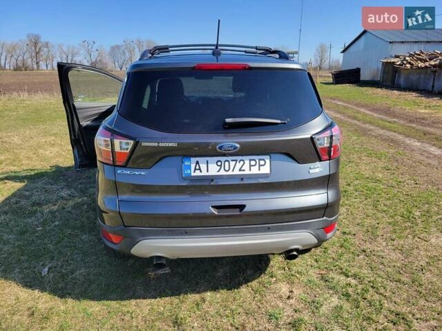 Серый Форд Эскейп, объемом двигателя 1.5 л и пробегом 120 тыс. км за 16700 $, фото 4 на Automoto.ua