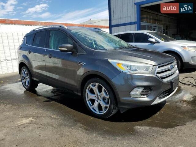 Форд Эскейп 2017 в Житомире на Automoto.ua Серый Форд Эскейп, объемом двигателя 1.5 л и пробегом 163 тыс. км за 1800 $, фото 3 на Automoto.ua