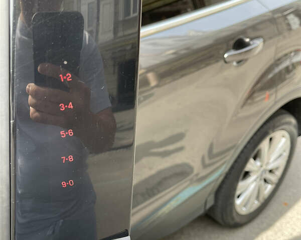 Серый Форд Эскейп, объемом двигателя 2 л и пробегом 86 тыс. км за 16500 $, фото 7 на Automoto.ua