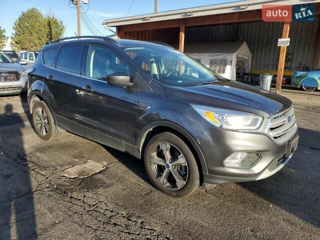 Серый Форд Эскейп, объемом двигателя 1.5 л и пробегом 127 тыс. км за 1800 $, фото 3 на Automoto.ua