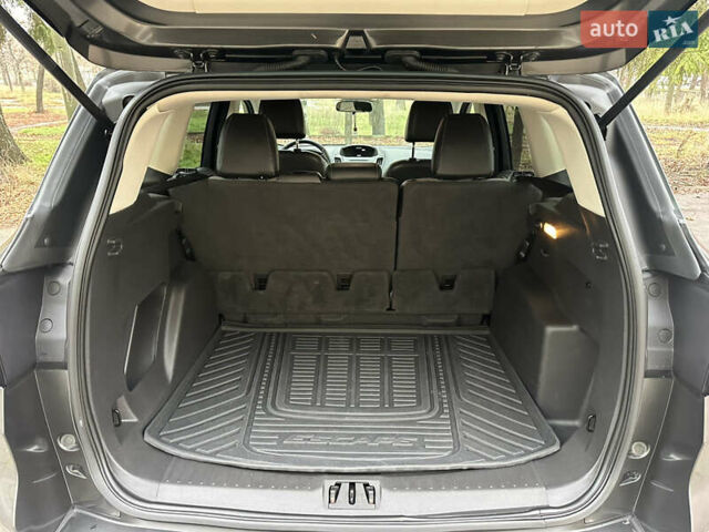 Серый Форд Эскейп, объемом двигателя 1.5 л и пробегом 102 тыс. км за 11500 $, фото 20 на Automoto.ua