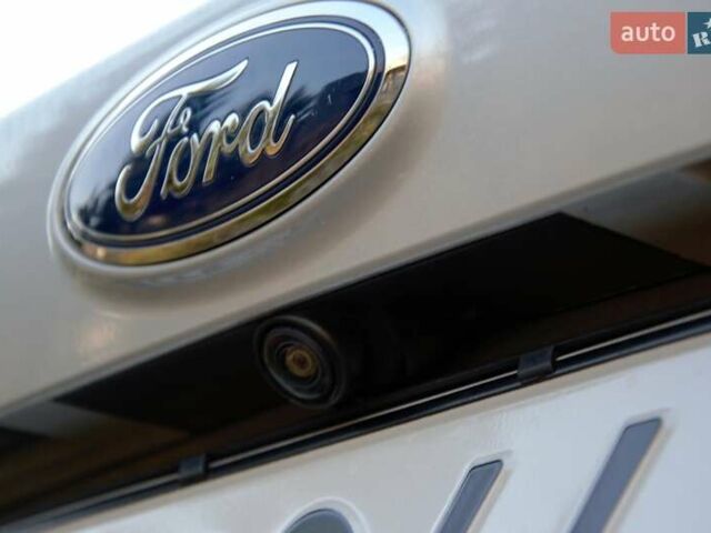 Сірий Форд Ескейп, об'ємом двигуна 2 л та пробігом 137 тис. км за 12900 $, фото 17 на Automoto.ua