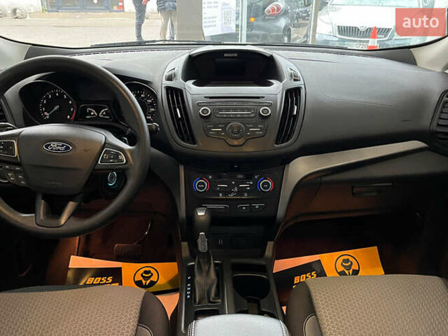 Серый Форд Эскейп, объемом двигателя 1.5 л и пробегом 130 тыс. км за 12650 $, фото 9 на Automoto.ua