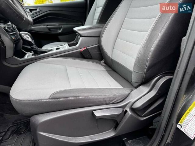 Серый Форд Эскейп, объемом двигателя 2.49 л и пробегом 139 тыс. км за 13500 $, фото 12 на Automoto.ua
