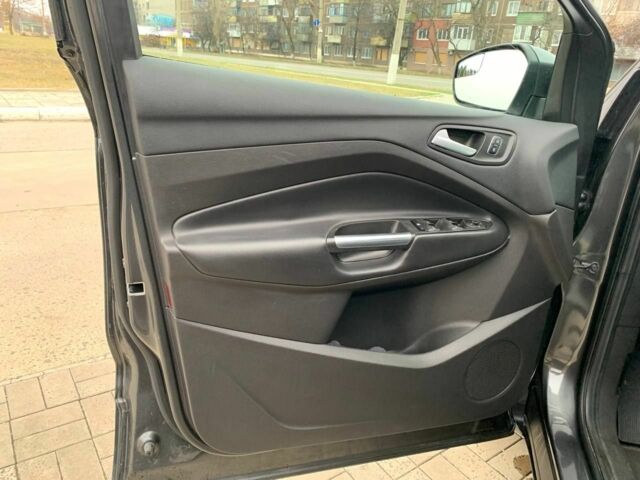 Серый Форд Эскейп, объемом двигателя 1.5 л и пробегом 118 тыс. км за 15087 $, фото 10 на Automoto.ua