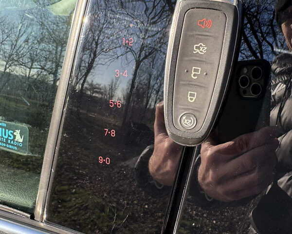 Серый Форд Эскейп, объемом двигателя 2 л и пробегом 249 тыс. км за 13500 $, фото 51 на Automoto.ua