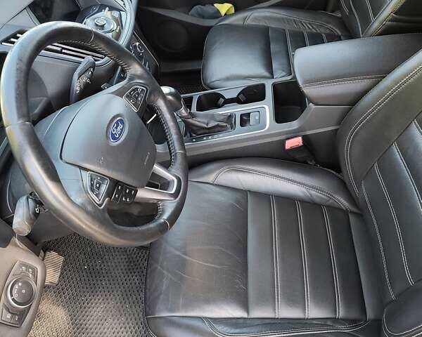 Форд Эскейп 2017 в Барвенковом на Automoto.ua Серый Форд Эскейп, объемом двигателя 2 л и пробегом 134 тыс. км за 13450 $, фото 21 на Automoto.ua