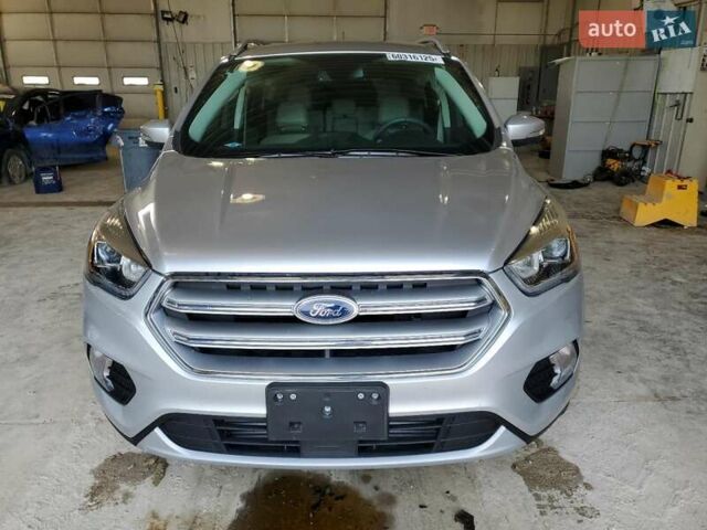 Сірий Форд Ескейп, об'ємом двигуна 2 л та пробігом 43 тис. км за 2900 $, фото 4 на Automoto.ua