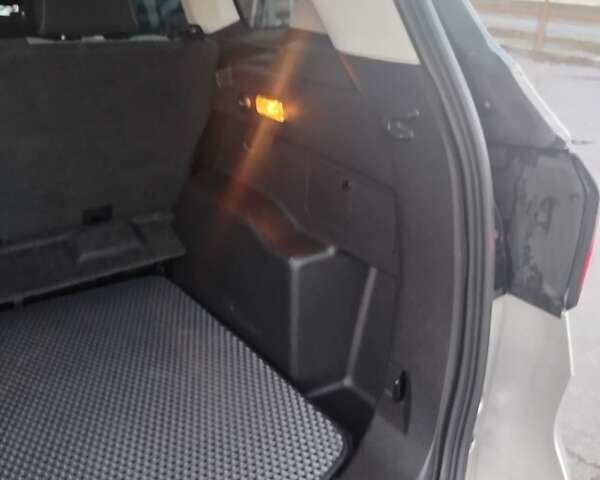 Форд Эскейп 2017 в Немирове на Automoto.ua Серый Форд Эскейп, объемом двигателя 1.5 л и пробегом 118 тыс. км за 14000 $, фото 28 на Automoto.ua