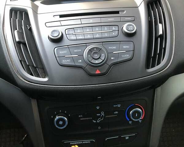 Сірий Форд Ескейп, об'ємом двигуна 2.5 л та пробігом 87 тис. км за 13800 $, фото 5 на Automoto.ua