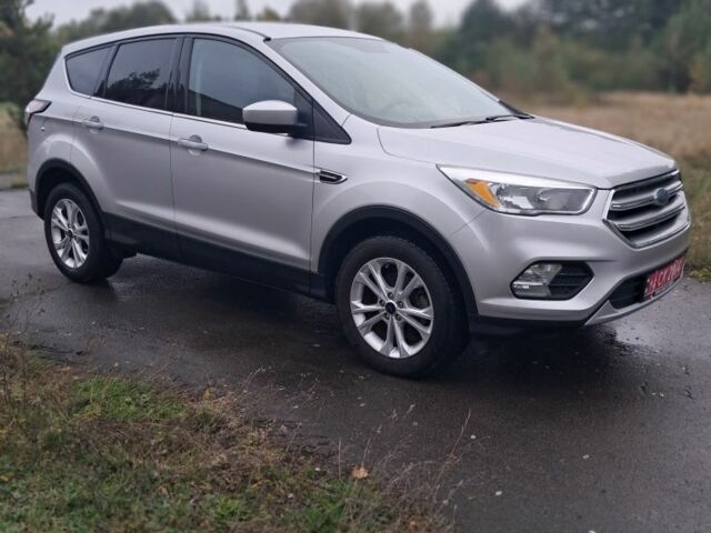 Серый Форд Эскейп, объемом двигателя 1.5 л и пробегом 130 тыс. км за 12500 $, фото 1 на Automoto.ua