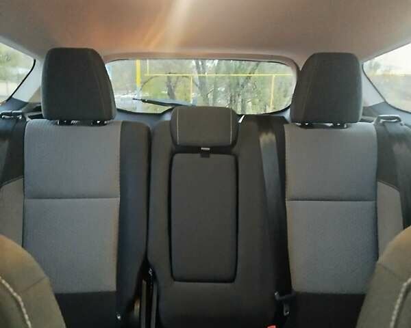 Форд Эскейп 2017 в Немирове на Automoto.ua Серый Форд Эскейп, объемом двигателя 1.5 л и пробегом 118 тыс. км за 14000 $, фото 19 на Automoto.ua