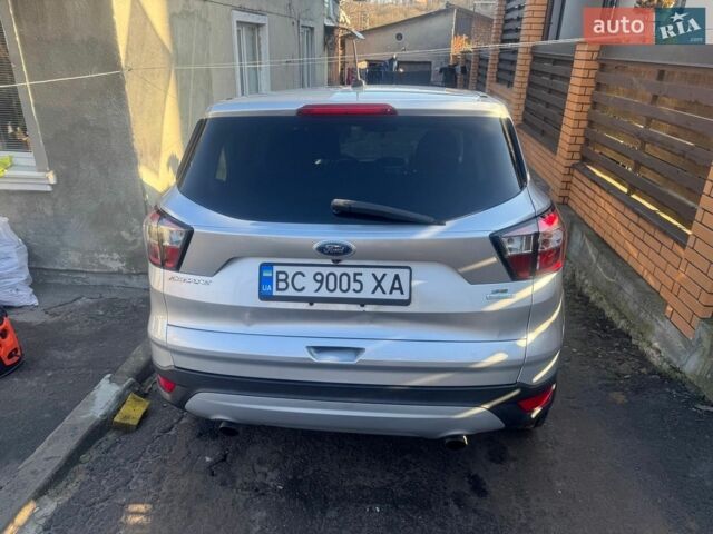 Сірий Форд Ескейп, об'ємом двигуна 1.5 л та пробігом 145 тис. км за 13900 $, фото 1 на Automoto.ua