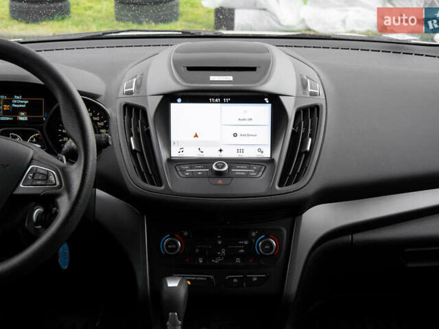 Серый Форд Эскейп, объемом двигателя 2 л и пробегом 33 тыс. км за 15000 $, фото 9 на Automoto.ua