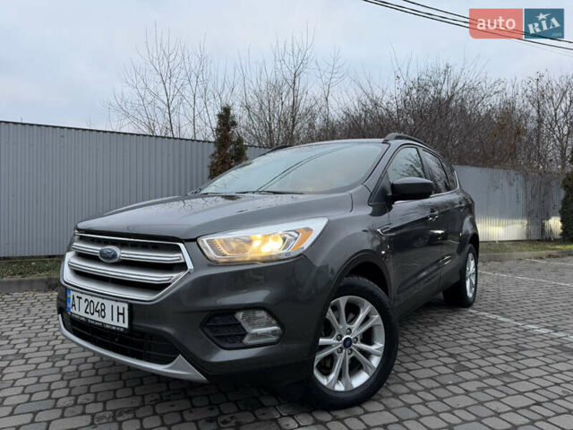 Серый Форд Эскейп, объемом двигателя 1.5 л и пробегом 155 тыс. км за 15500 $, фото 4 на Automoto.ua