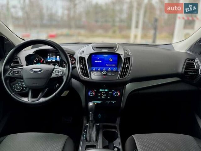 Серый Форд Эскейп, объемом двигателя 1.5 л и пробегом 193 тыс. км за 10999 $, фото 24 на Automoto.ua