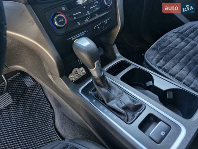 Серый Форд Эскейп, объемом двигателя 1.5 л и пробегом 120 тыс. км за 12999 $, фото 22 на Automoto.ua