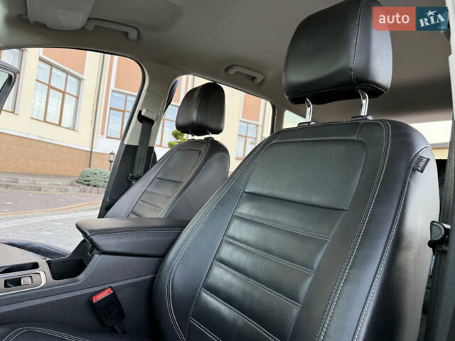 Серый Форд Эскейп, объемом двигателя 1.5 л и пробегом 176 тыс. км за 11999 $, фото 49 на Automoto.ua