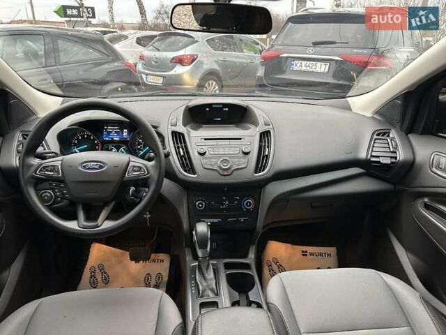 Серый Форд Эскейп, объемом двигателя 2.5 л и пробегом 171 тыс. км за 11950 $, фото 10 на Automoto.ua