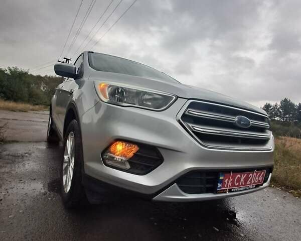 Серый Форд Эскейп, объемом двигателя 1.5 л и пробегом 130 тыс. км за 12500 $, фото 33 на Automoto.ua