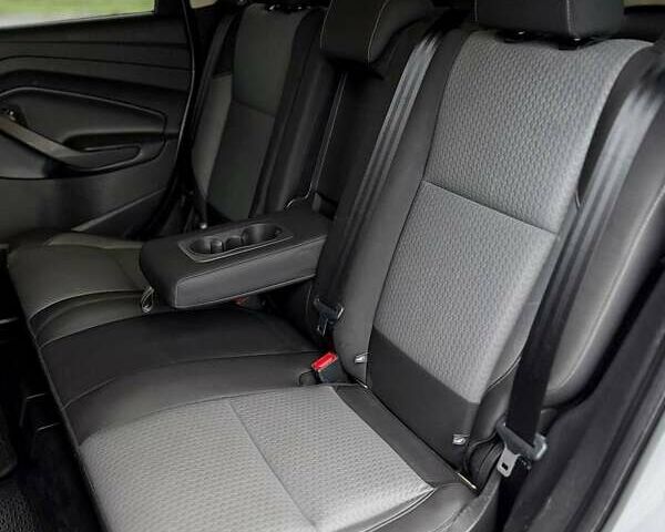 Серый Форд Эскейп, объемом двигателя 1.5 л и пробегом 193 тыс. км за 10999 $, фото 15 на Automoto.ua