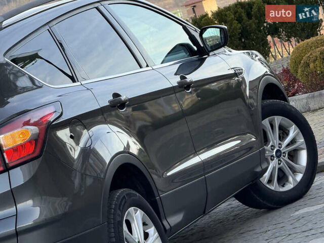 Серый Форд Эскейп, объемом двигателя 1.5 л и пробегом 176 тыс. км за 11999 $, фото 38 на Automoto.ua