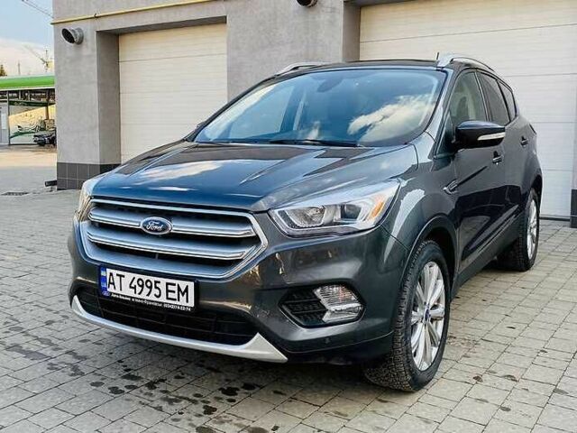 Серый Форд Эскейп, объемом двигателя 2 л и пробегом 115 тыс. км за 9500 $, фото 1 на Automoto.ua