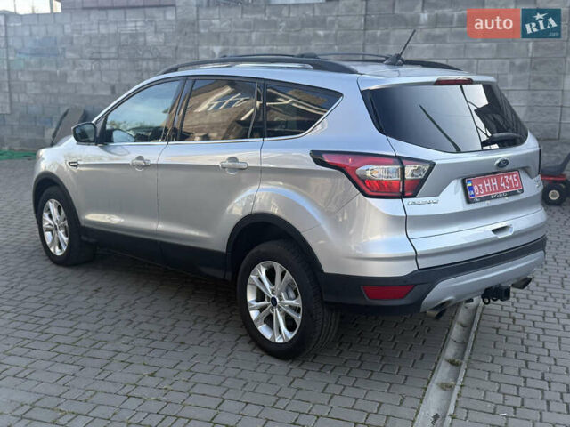Серый Форд Эскейп, объемом двигателя 1.5 л и пробегом 203 тыс. км за 11500 $, фото 5 на Automoto.ua