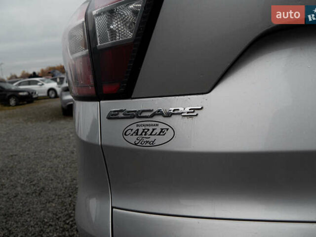Серый Форд Эскейп, объемом двигателя 2 л и пробегом 33 тыс. км за 15000 $, фото 5 на Automoto.ua
