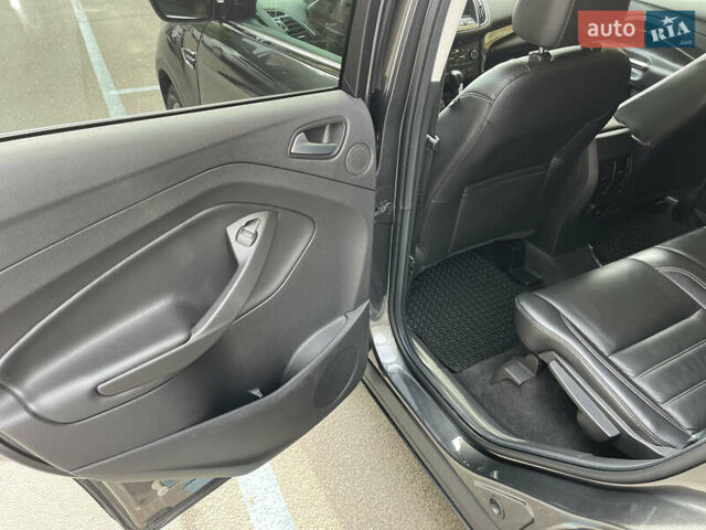 Серый Форд Эскейп, объемом двигателя 2 л и пробегом 86 тыс. км за 16500 $, фото 12 на Automoto.ua